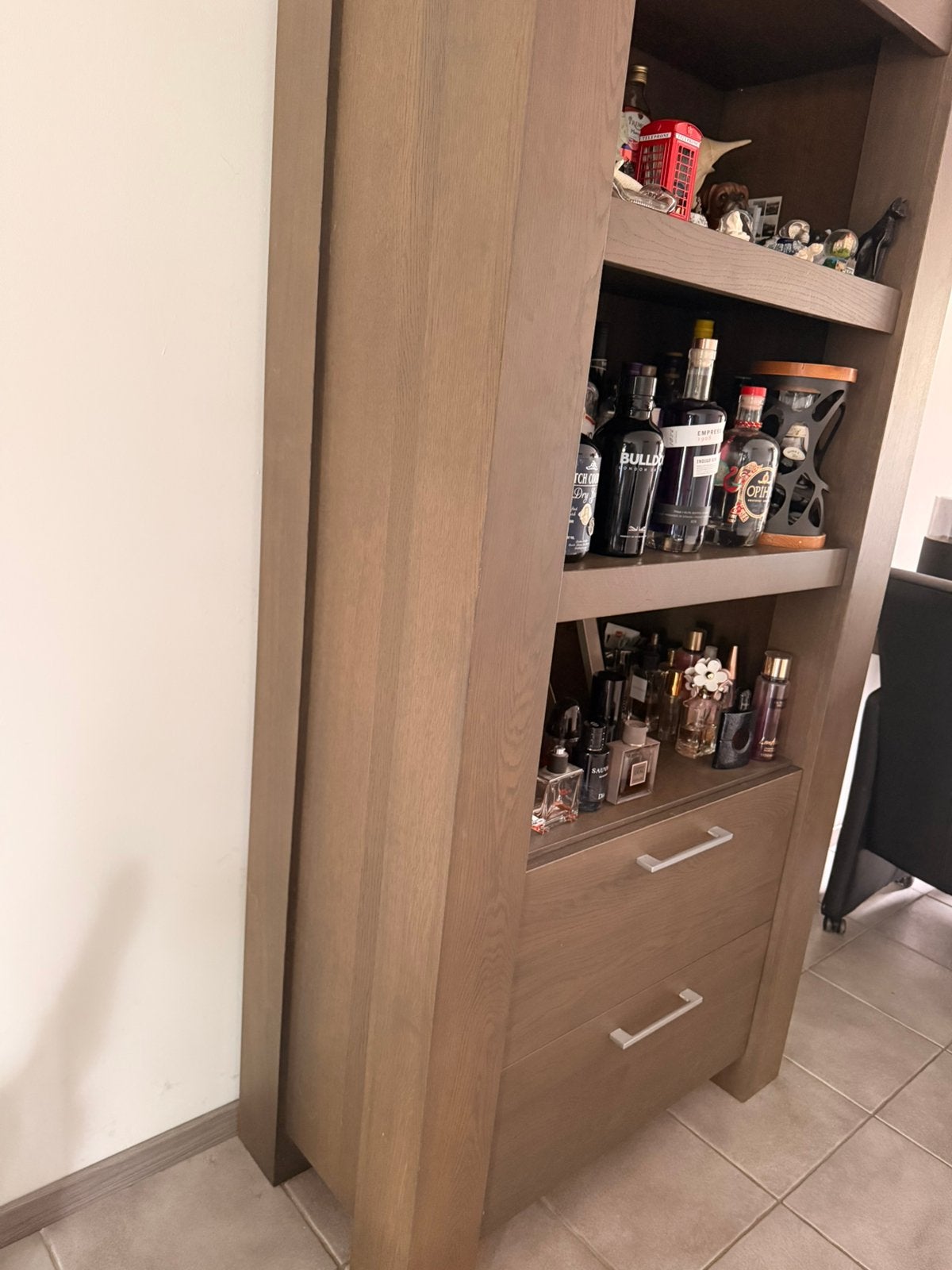 Dressoir hoog model, Ophalen, Zo goed als nieuw, 25 tot 50 cm, Minder dan 100 cm