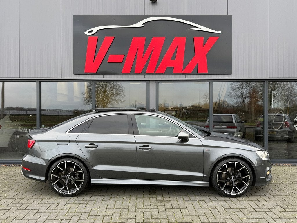 Audi A3 Limousine 1.4 TFSI CoD S-Tron 3X S-Line Pano Carplay, Auto's, Audi, Gebruikt, 4 cilinders, 150 pk, Origineel Nederlands