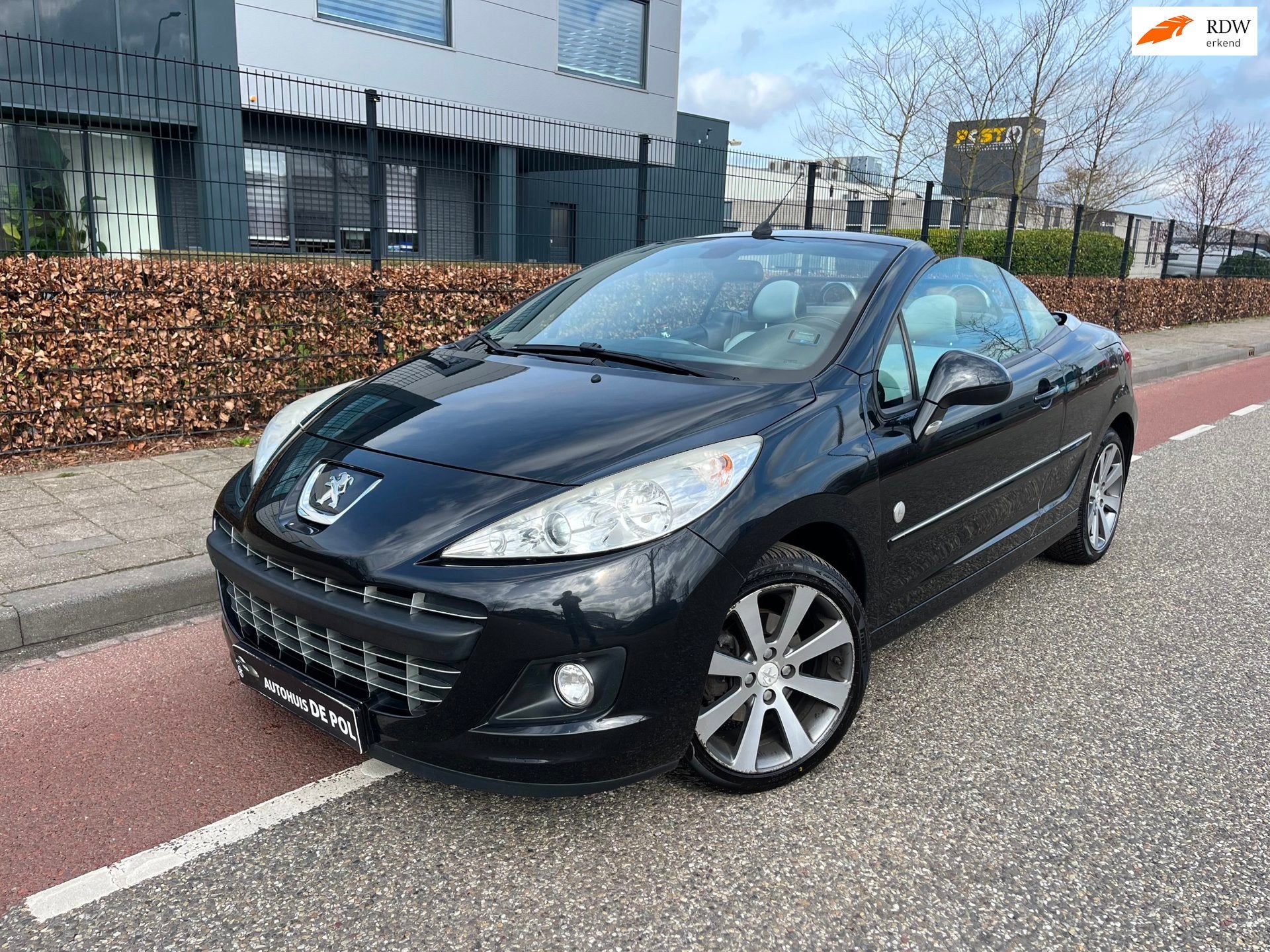 Peugeot 207 CC 1.6 VTI Roland Garros Cruise/Climate-Control, Voorwielaandrijving, Gebruikt, Automatische klimaatregeling, 4 cilinders