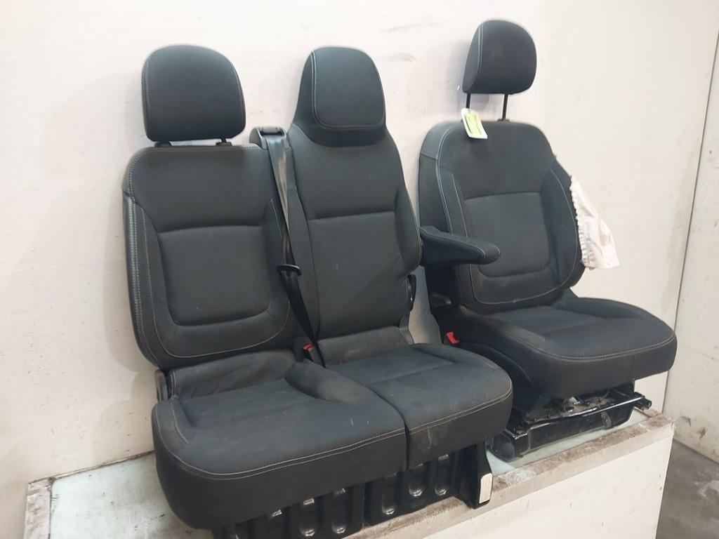 Interieur Renault Trafic (1FL/2FL/3FL/4FL) 2023 93868301, Gebruikt, Renault Deutschland AG, Dialog.deutschland@renault.de, Peter-Huppertz-Straße 5, Köln 51063, , Duitsland