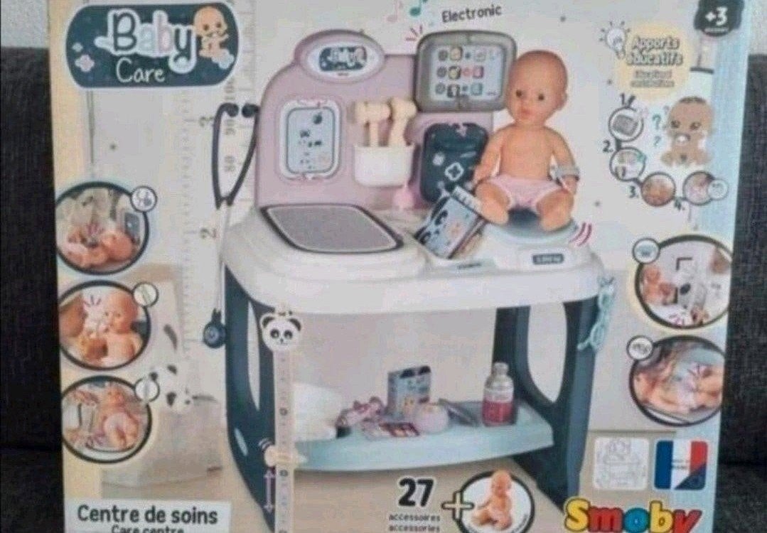 Smoby baby verzorgings centrum nieuw, Ophalen, Nieuw, Babypop