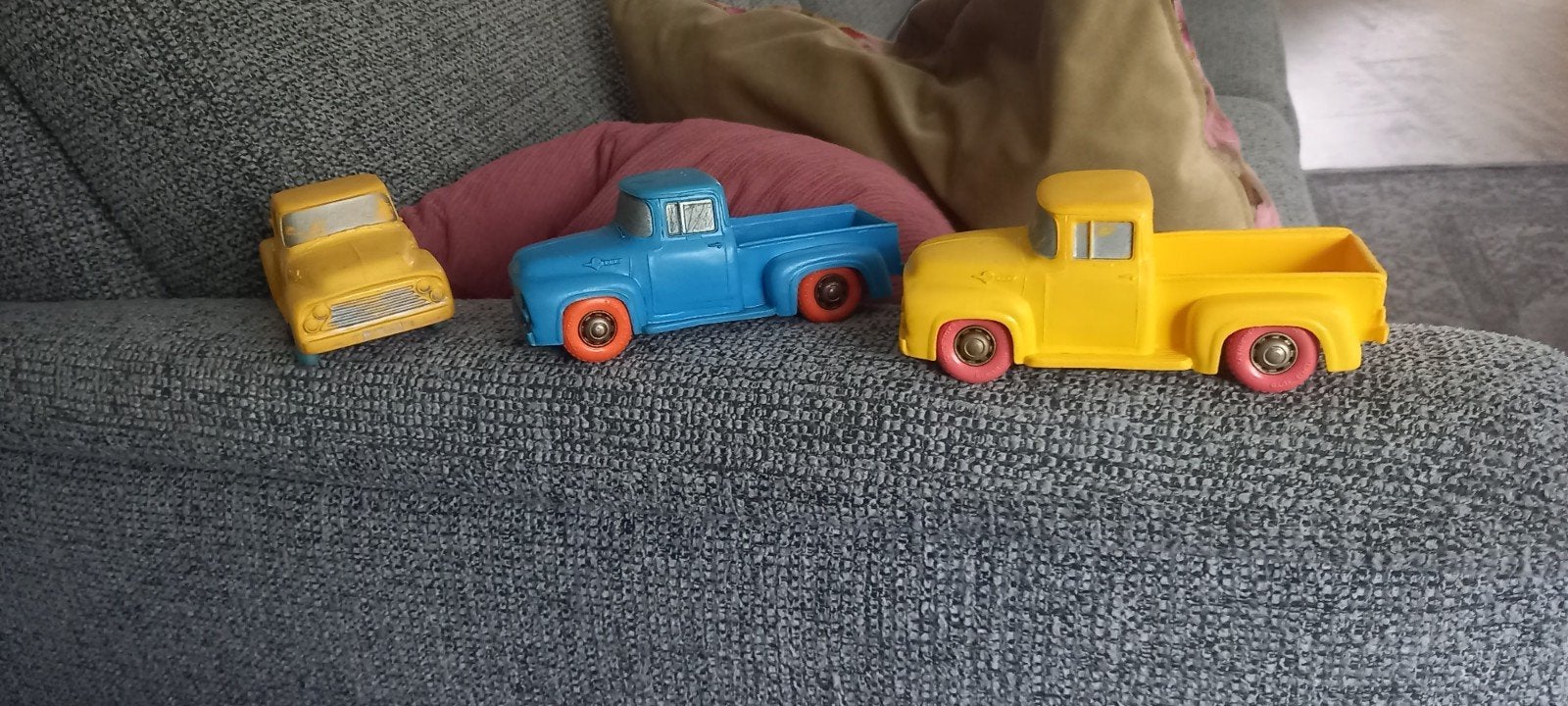 Vintage Ford   pick-up trucks 3 x, Antiek en Kunst, Antiek | Speelgoed, Ophalen of Verzenden