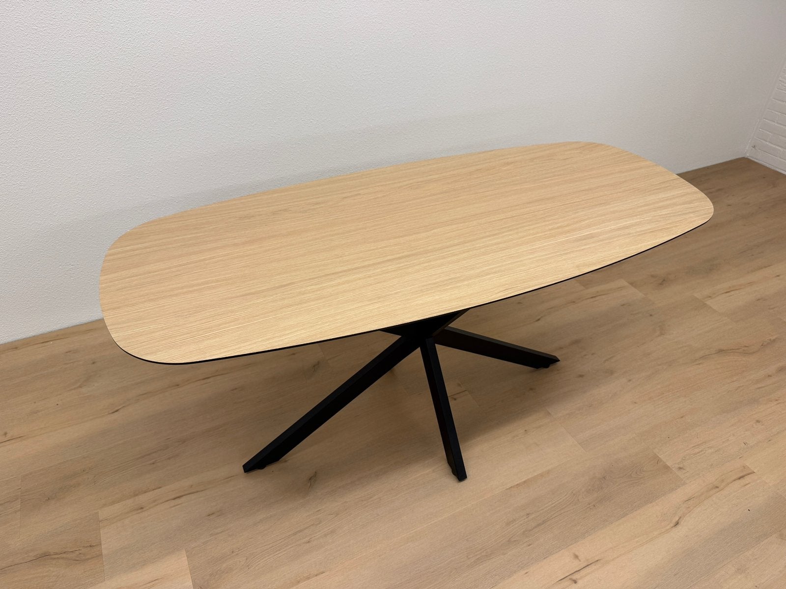 Deens ovale eettafel 160x70 - Eiken HPL - Direct Leverbaar, Huis en Inrichting, Zo goed als nieuw, 150 tot 200 cm, Ovaal, Info@betaalbaar-design.nl