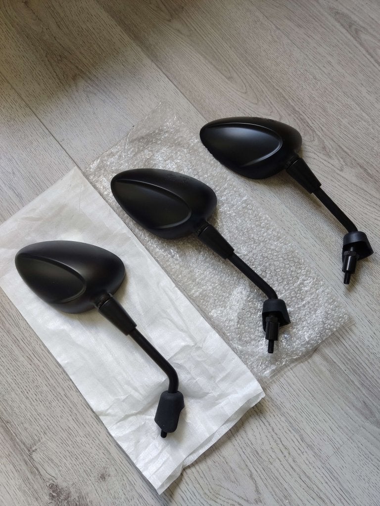 Spiegel Vespa Sprint mat zwart kort rechts, Info@jynkx.com, Nieuw, Ophalen of Verzenden, Piazza 99