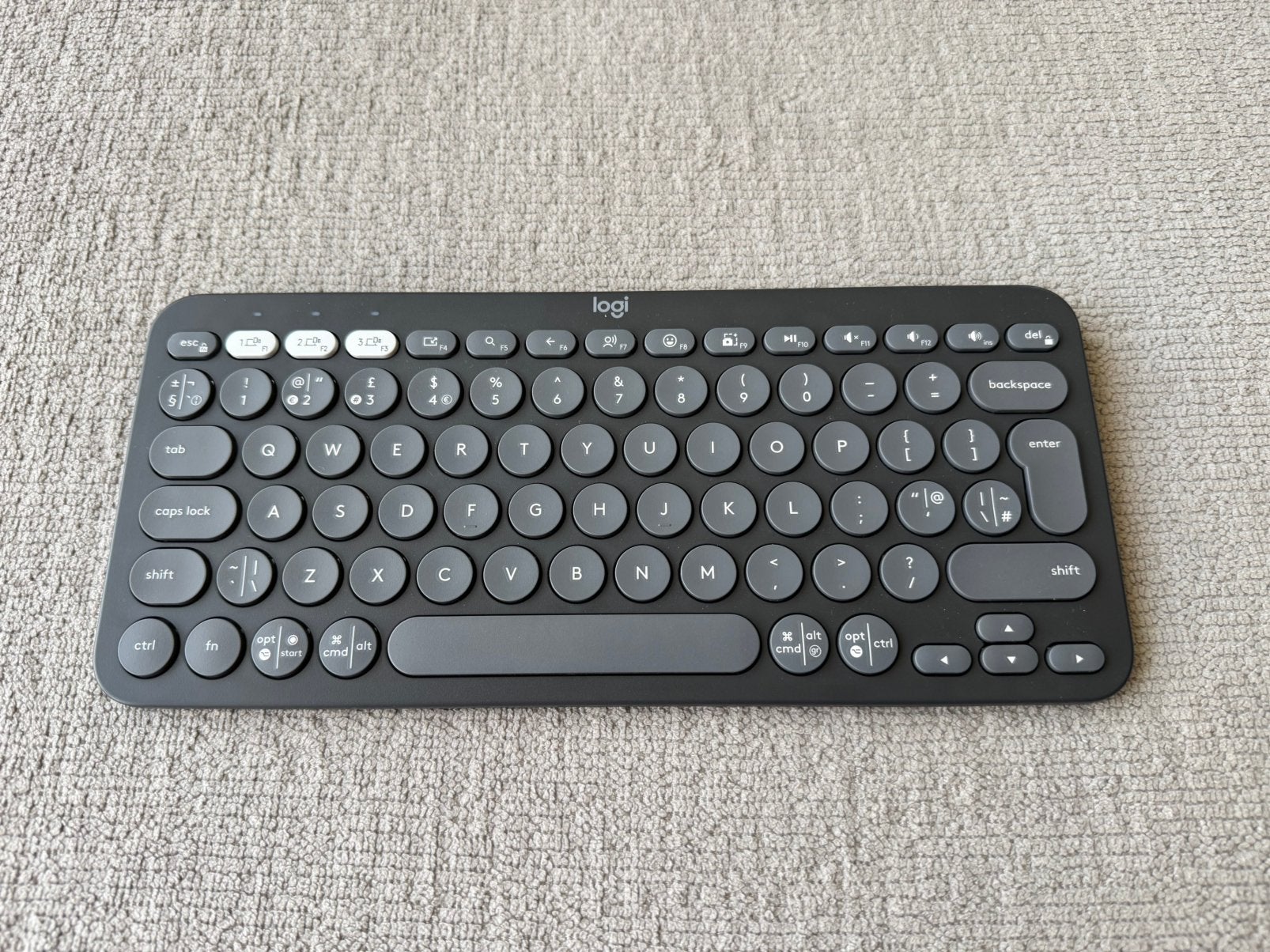Logitech Pebble Keys 2 K380s Draadloos Toetsenbord, Computers en Software, Toetsenborden, Multi-device, Nieuw, Ophalen of Verzenden