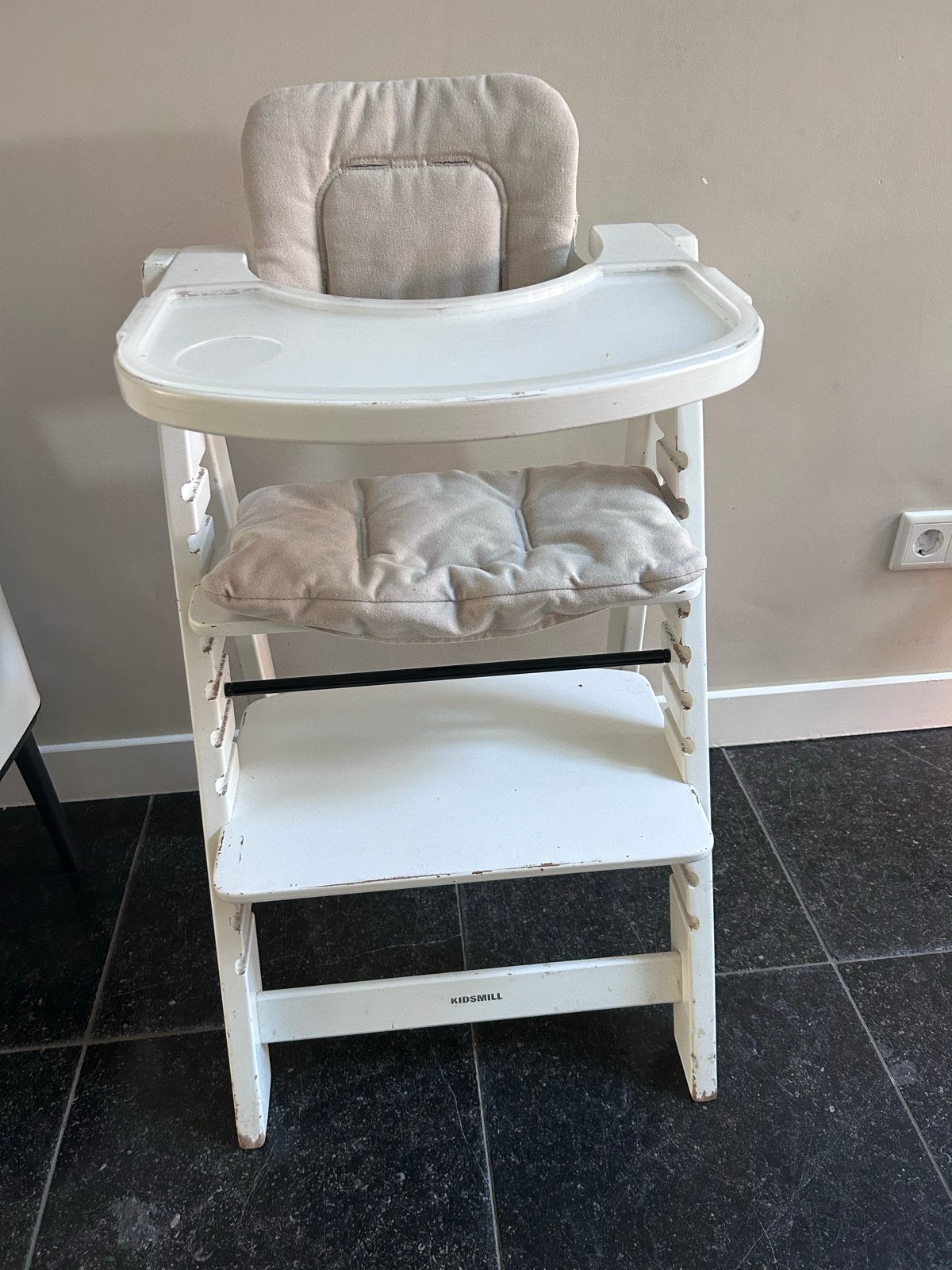 Kidsmill kinderstoel met babynest en schommelframe, Kinderen en Baby's, Ophalen, Gebruikt, Meegroeistoel, Stoelverkleiner