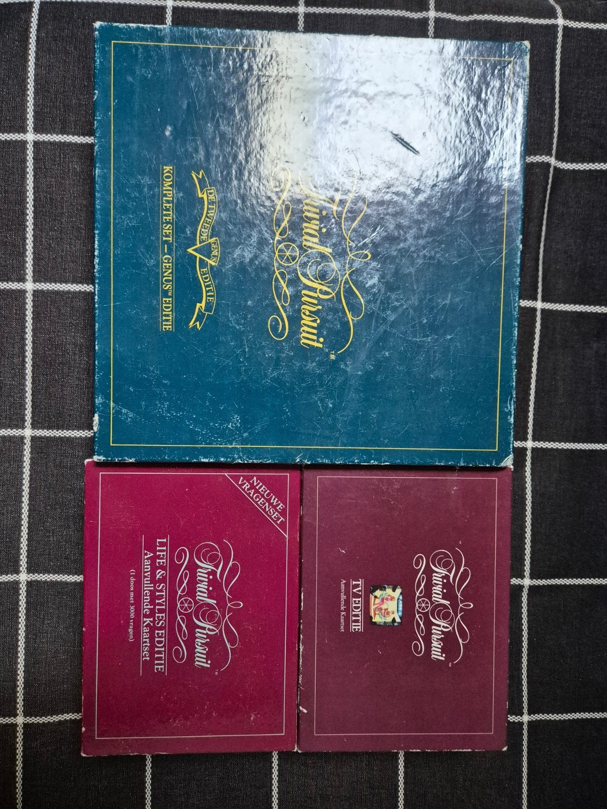 Trivial Pursuit Genus Editie met uitbreidingen, Hobby en Vrije tijd, Gezelschapsspellen | Bordspellen, Vijf spelers of meer, Ophalen of Verzenden