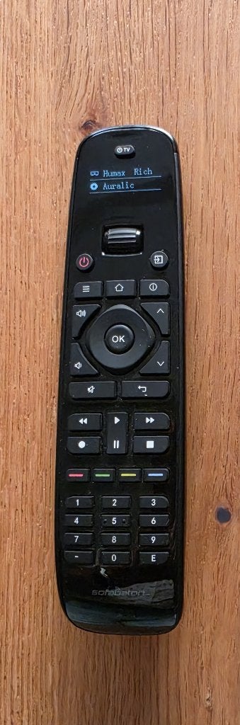 GEZOCHT sofabaton U2 backlit afstandsbediening, Ophalen of Verzenden, Zo goed als nieuw, Universeel, Game console
