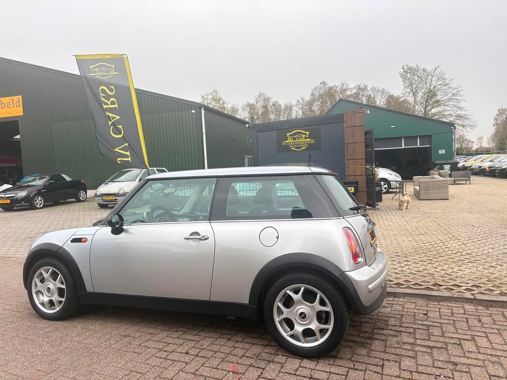 Mini Mini 1.6 One AIRCO,ELEKT PAKKETBOORDCOMPUTER,SPORTVELGE, Voorwielaandrijving, 15 km/l, Gebruikt, 4 cilinders