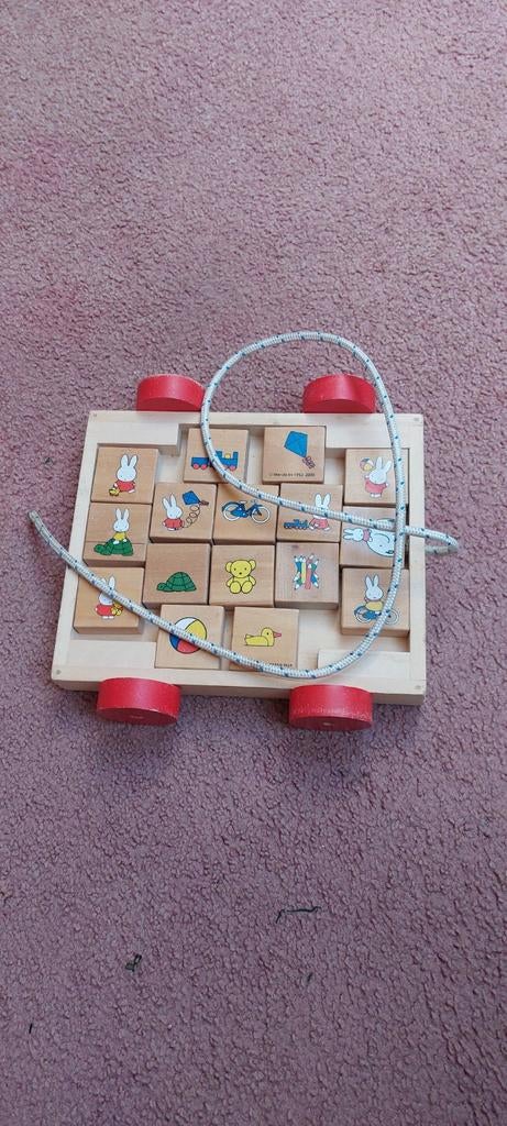 Nijntje trekkarretje met houten blokjes, Ophalen