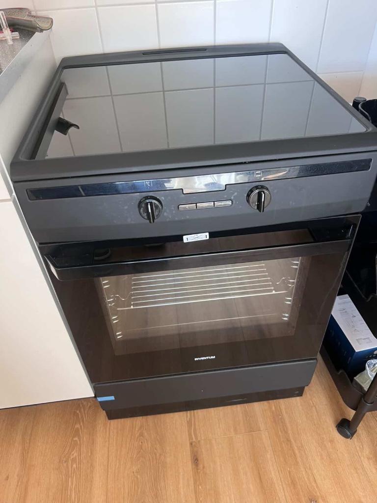 Inductie fornuis inventum, Ophalen, 4 kookzones, Zo goed als nieuw, Inductie