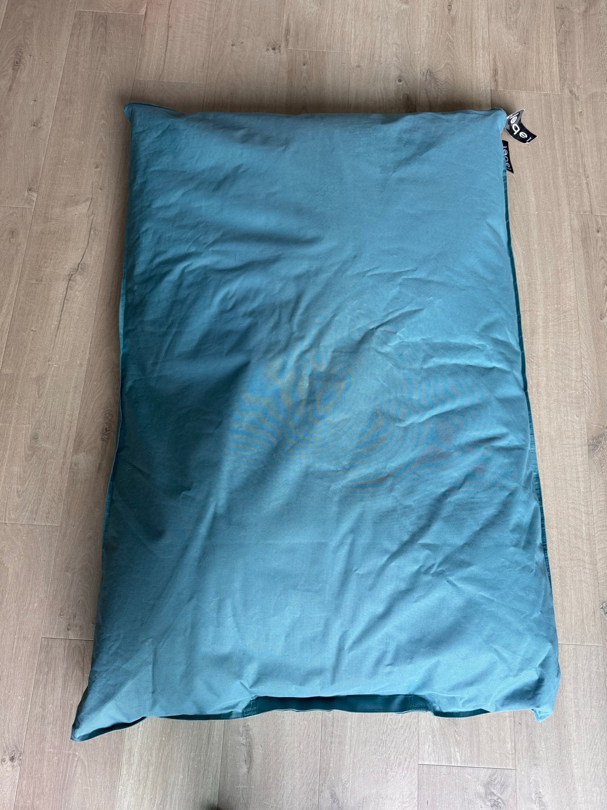 Groot blauw zitkussen 100x150 cm merk label, Huis en Inrichting, Woonaccessoires | Kussens, Ophalen, Overige merken, Gebruikt