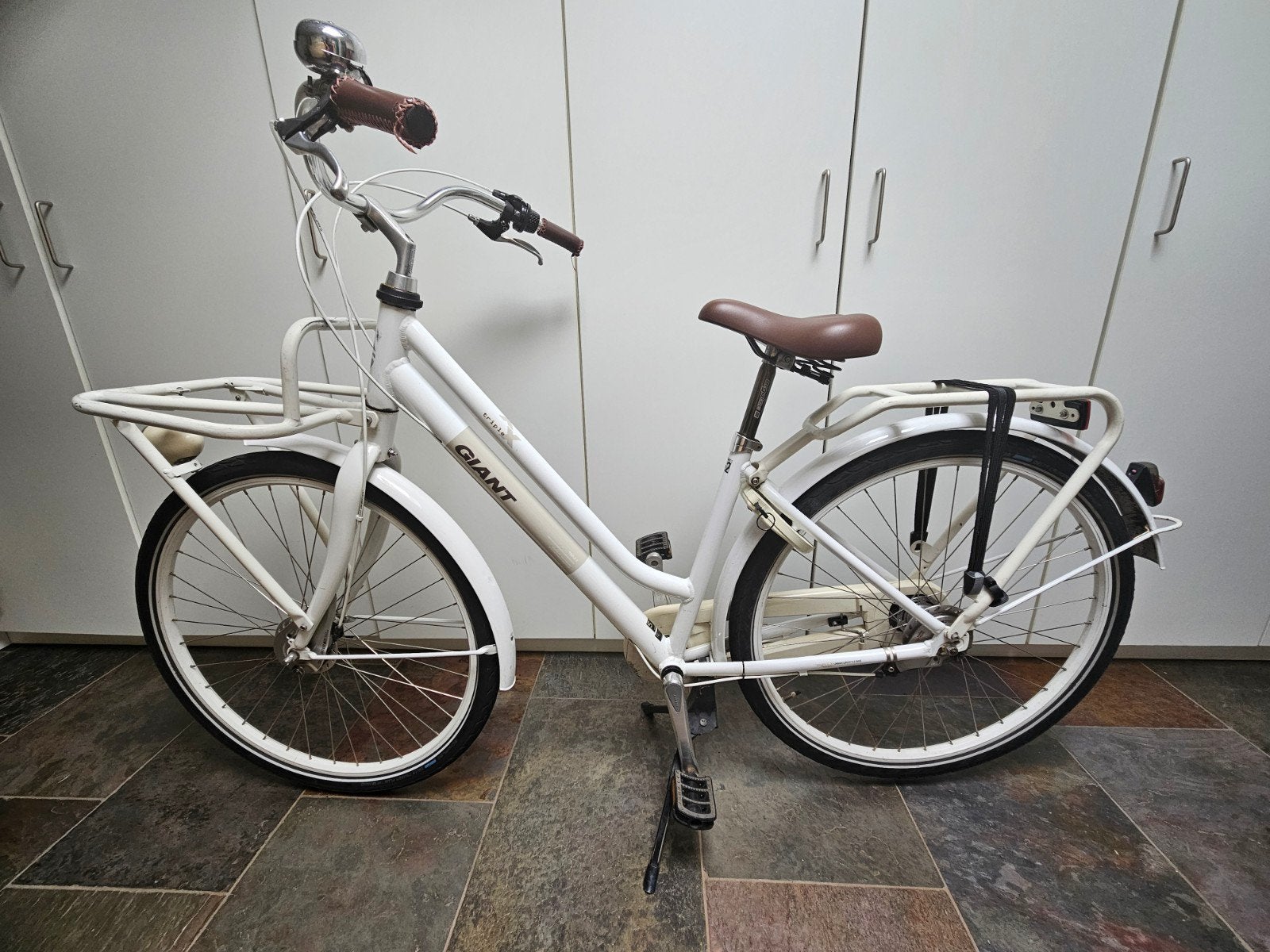 Giant Triple X Damesfiets met voordrager en 3 versnellingen, Ophalen, Gebruikt, Versnellingen, Giant