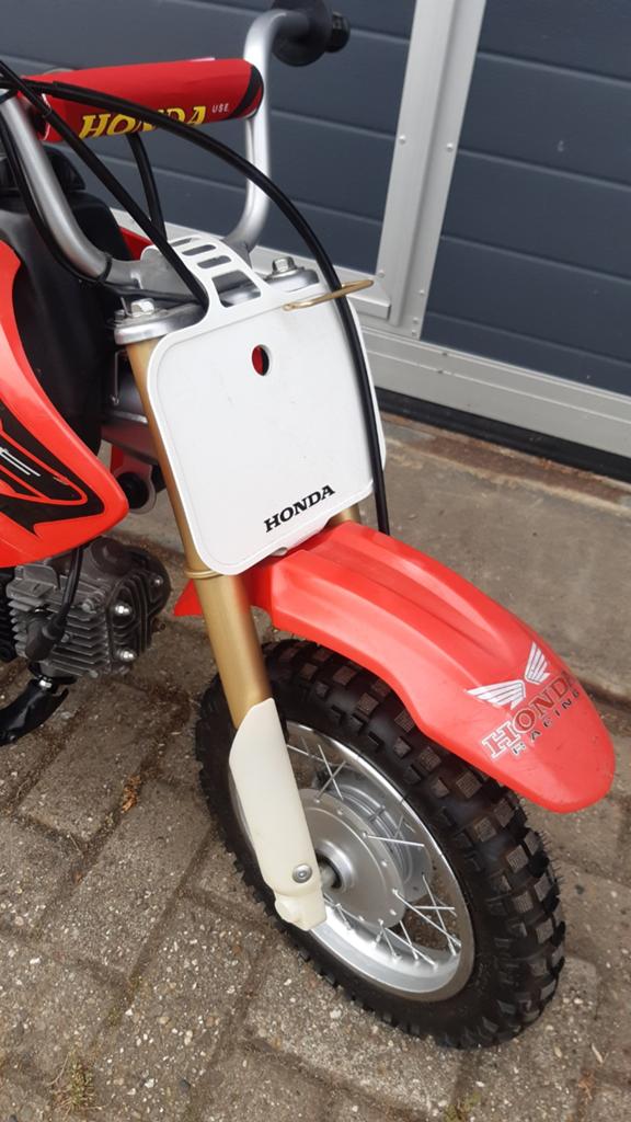 Zeer fraaie honda crf 50, Fietsen en Brommers, Ophalen, Honda, Overige typen, Zo goed als nieuw