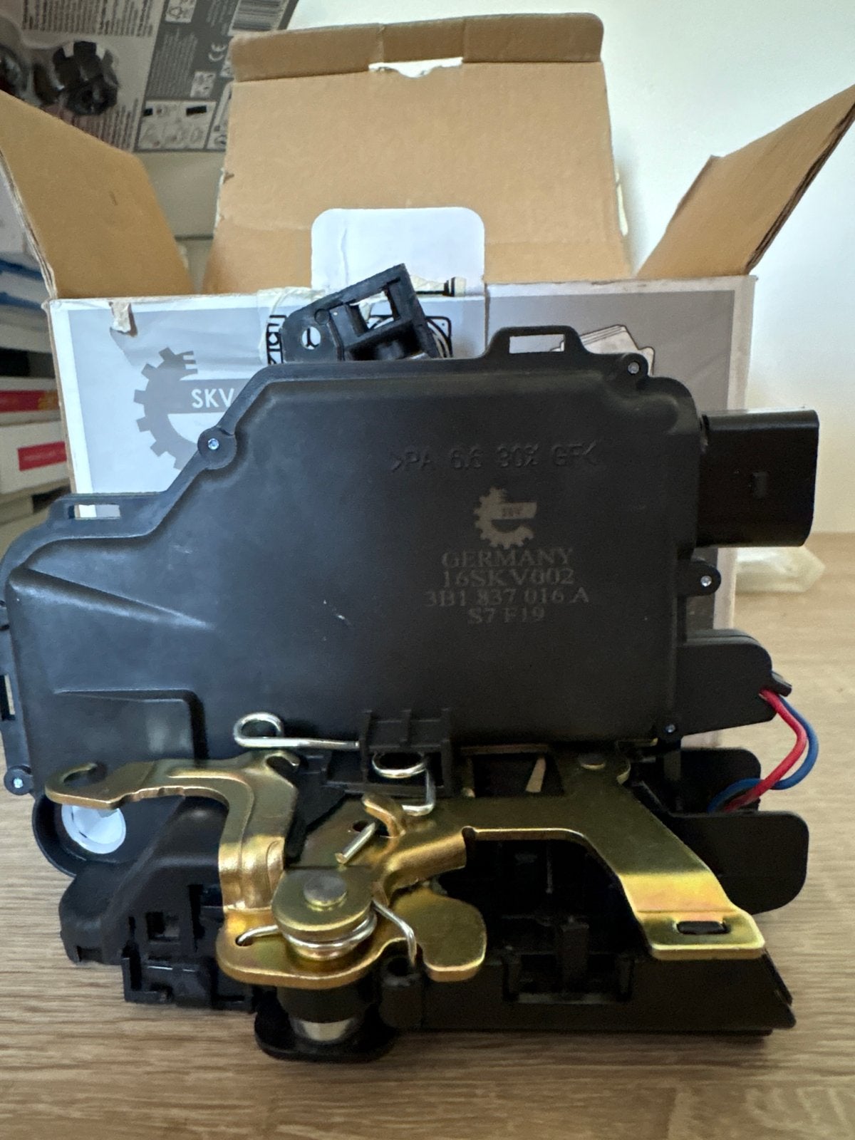Nieuw Elektrisch Deurslot 16SKV002, Ophalen of Verzenden, Nieuw