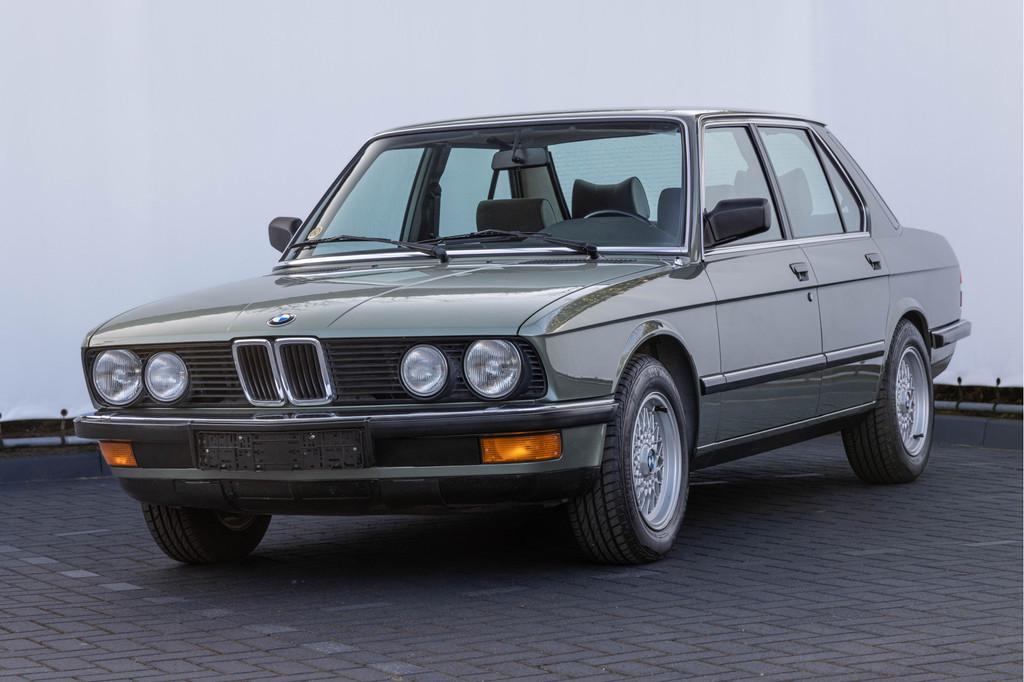BMW 5 Serie 518i 77kw | zeer nette staat | historie aanwezig, Auto's, Achterwielaandrijving, 1766 cc, Bedrijf, Handgeschakeld
