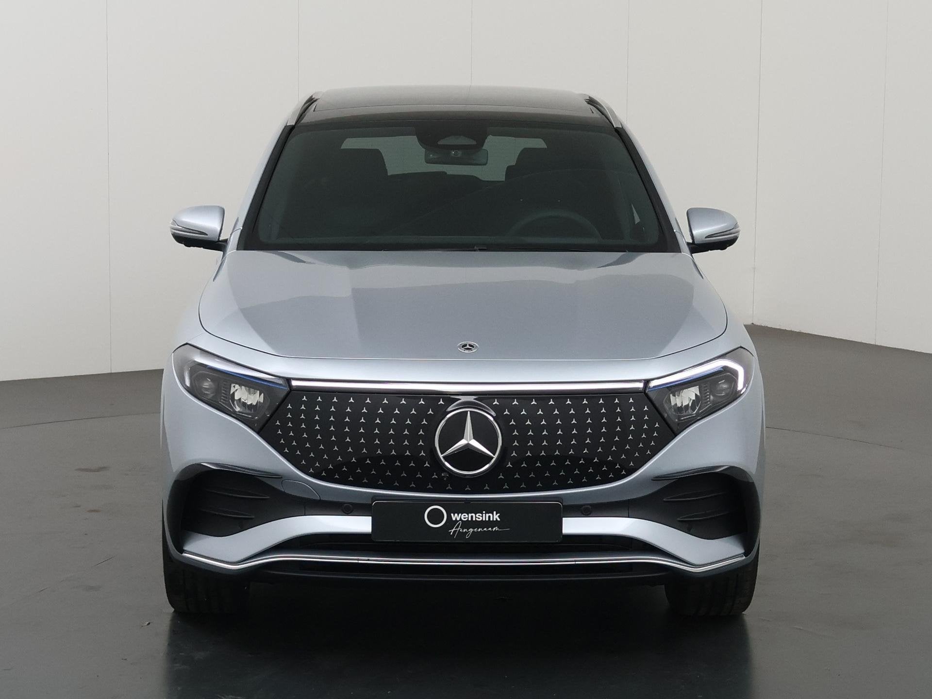 Mercedes-Benz EQA 250+ Business Solution AMG 71 kWh | 15-7-2, 445 min, SUV of Terreinwagen, Zilver of Grijs, 1500 kg