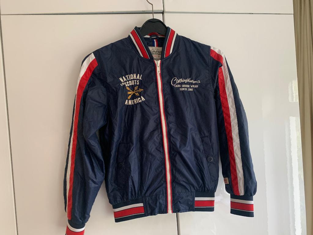 jas Cars 12 jr, Ophalen of Verzenden, Zo goed als nieuw, Jas, Jongen