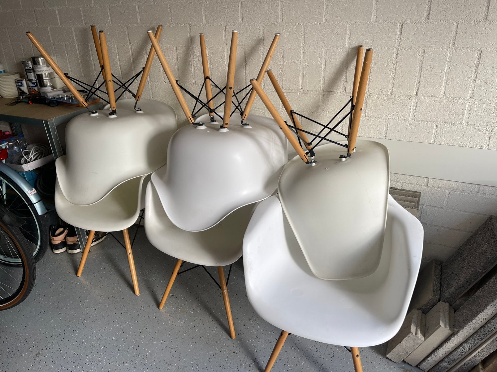 Witte eetkamerstoelen | €5 pst., Ophalen, Kunststof, Gebruikt, Wit