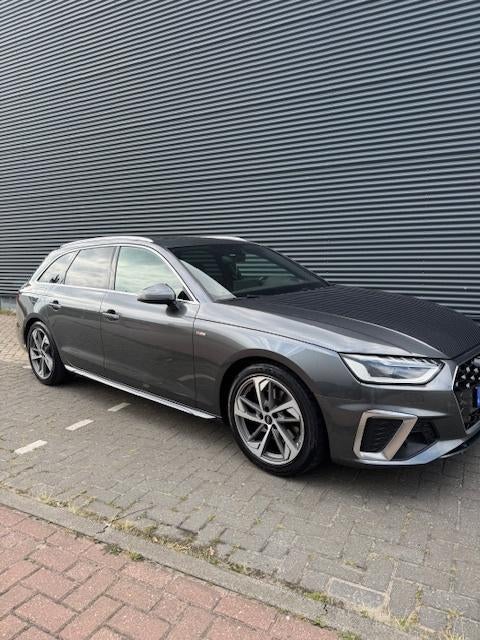 Audi A4 Competition | RS-Stoelen | Pano | Massage | B&OI HUD, Auto's, Audi, 4 cilinders, A4, Stationwagon, 84 €/maand