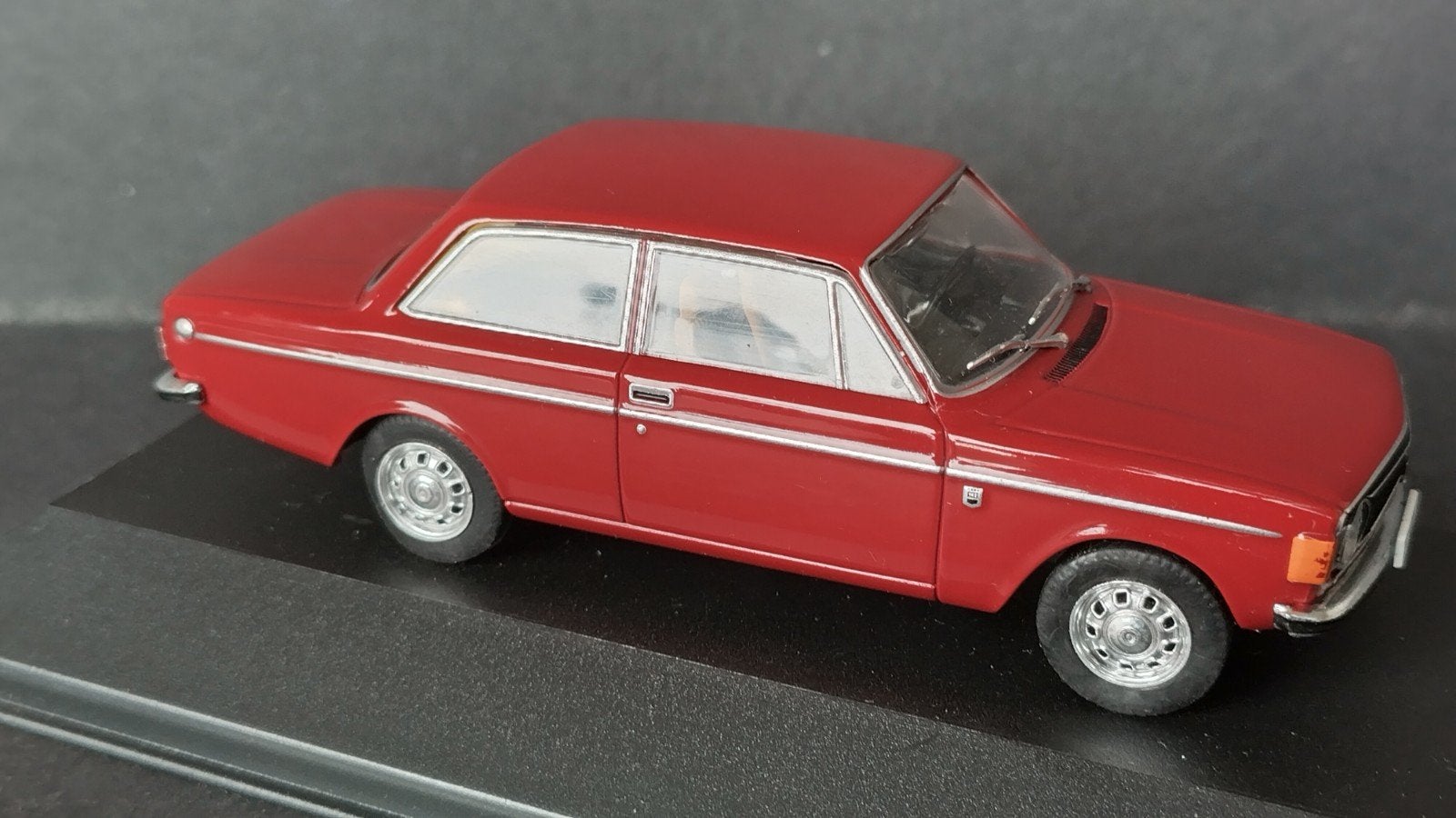 Volvo 142 1:43 Atlas Volvo Collections Pol, Overige merken, Auto, Verzenden, .