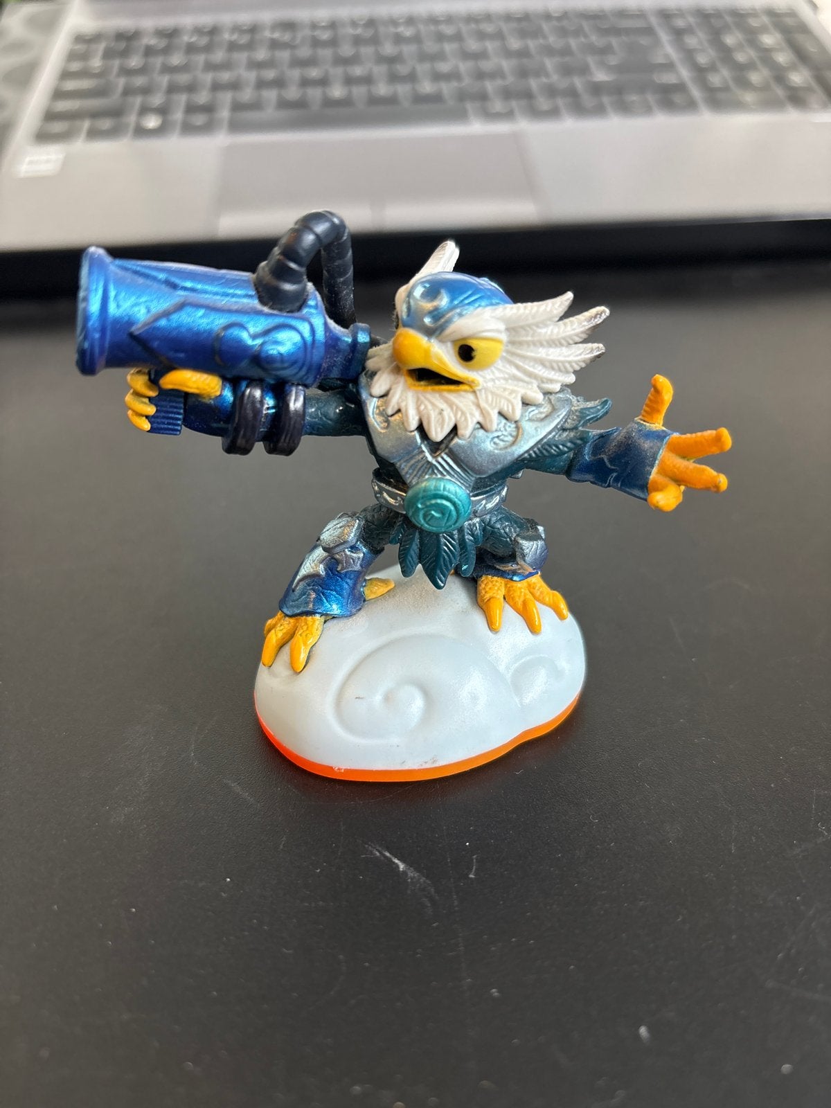 Skylanders SuperChargers Stormblade figuur, Ophalen of Verzenden, Zo goed als nieuw