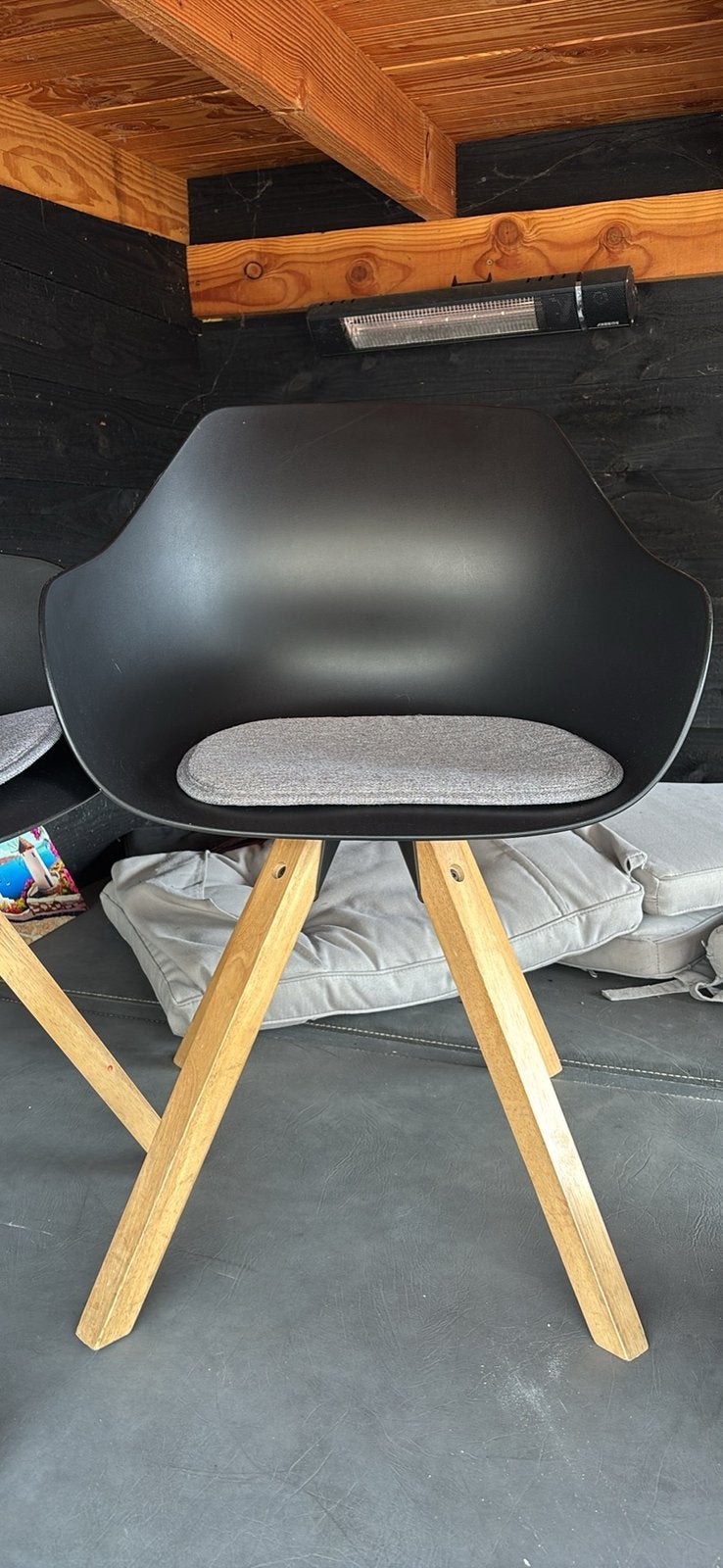 2 kuip stoelen zwart, Ophalen, Kunststof, Gebruikt, Twee