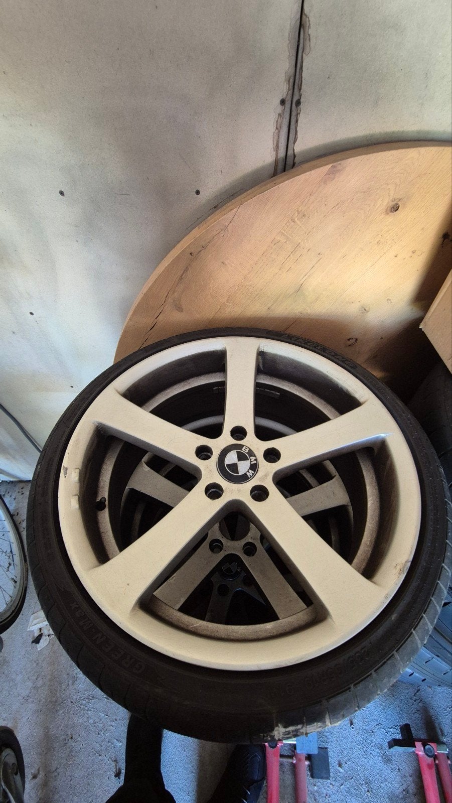 een breedset  19 inch velgen met banden voor bmw e90, e91, Gebruikt, Banden en Velgen, 235 mm, Personenwagen