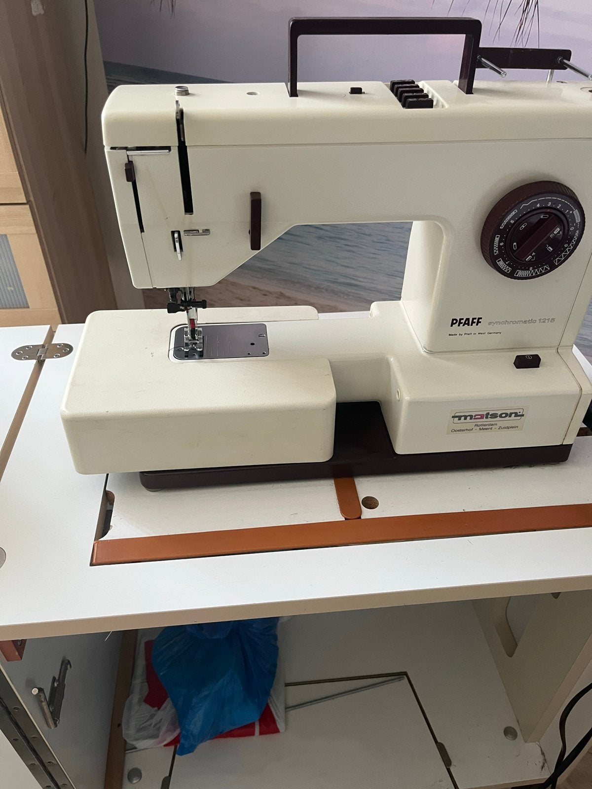 Pfaff Synchromatic 1215 Naaimachine met Meubel, Ophalen of Verzenden, Gebruikt, Naaimachine, Pfaff
