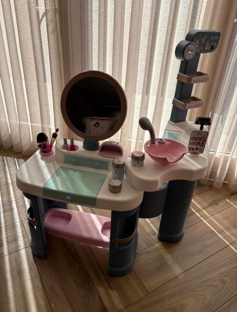 Smoby Beauty Center / make up tafel speelgoed, Ophalen, Zo goed als nieuw, Knutselen