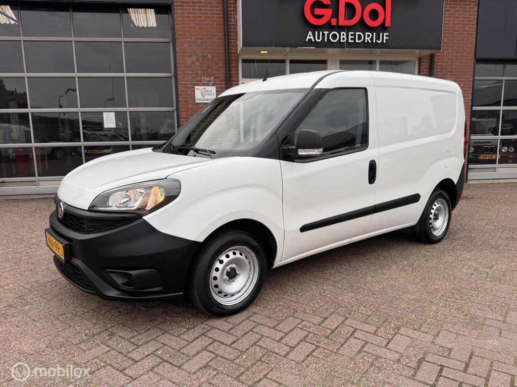 Fiat Doblo Cargo 1.3 MJ L2 Maxi Airco 128000 km ! Euro 6, Auto's, Wit, Origineel Nederlands, Bedrijf, 2 stoelen