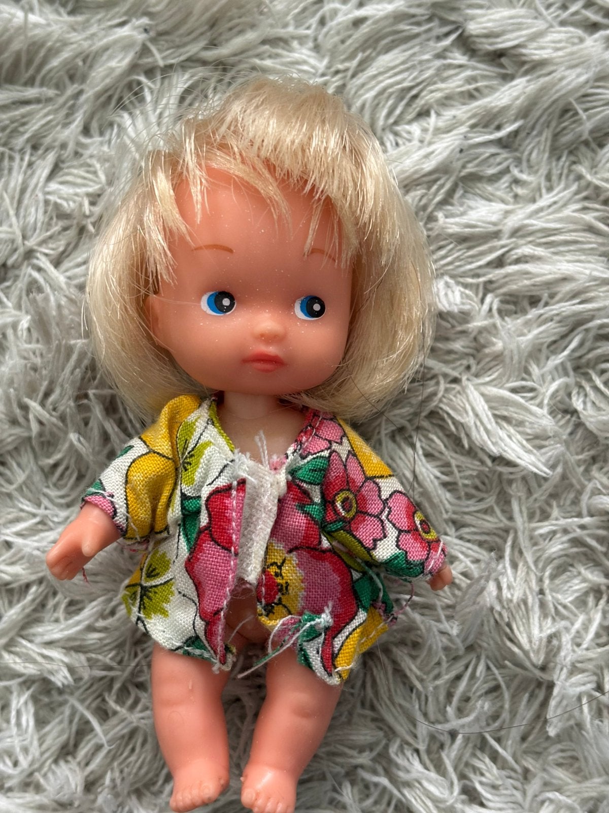 Feber baby doll (~10см), Verzamelen, Poppen, Verzenden, Zo goed als nieuw, Pop