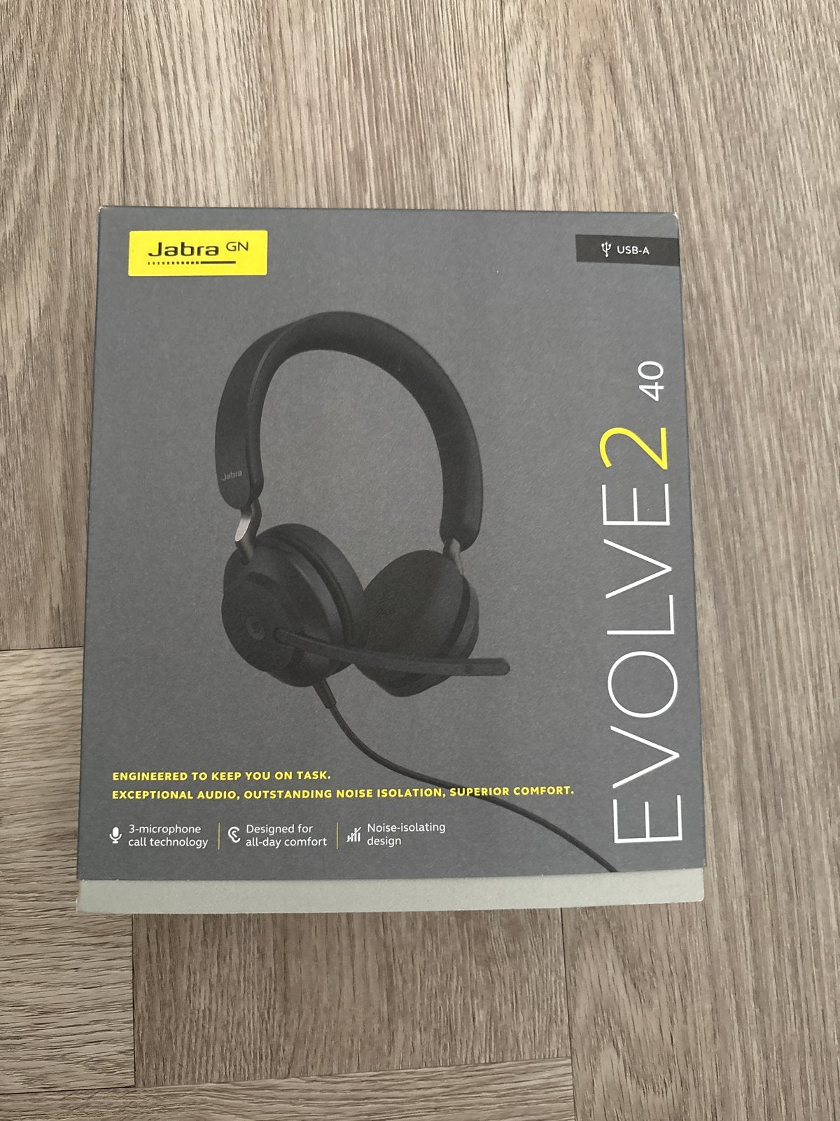 Jabra Evolve2 40 USB-A Bedrade Headset - Nieuw in Doos, Mute-functie, Nieuw, Ophalen of Verzenden, Over-ear
