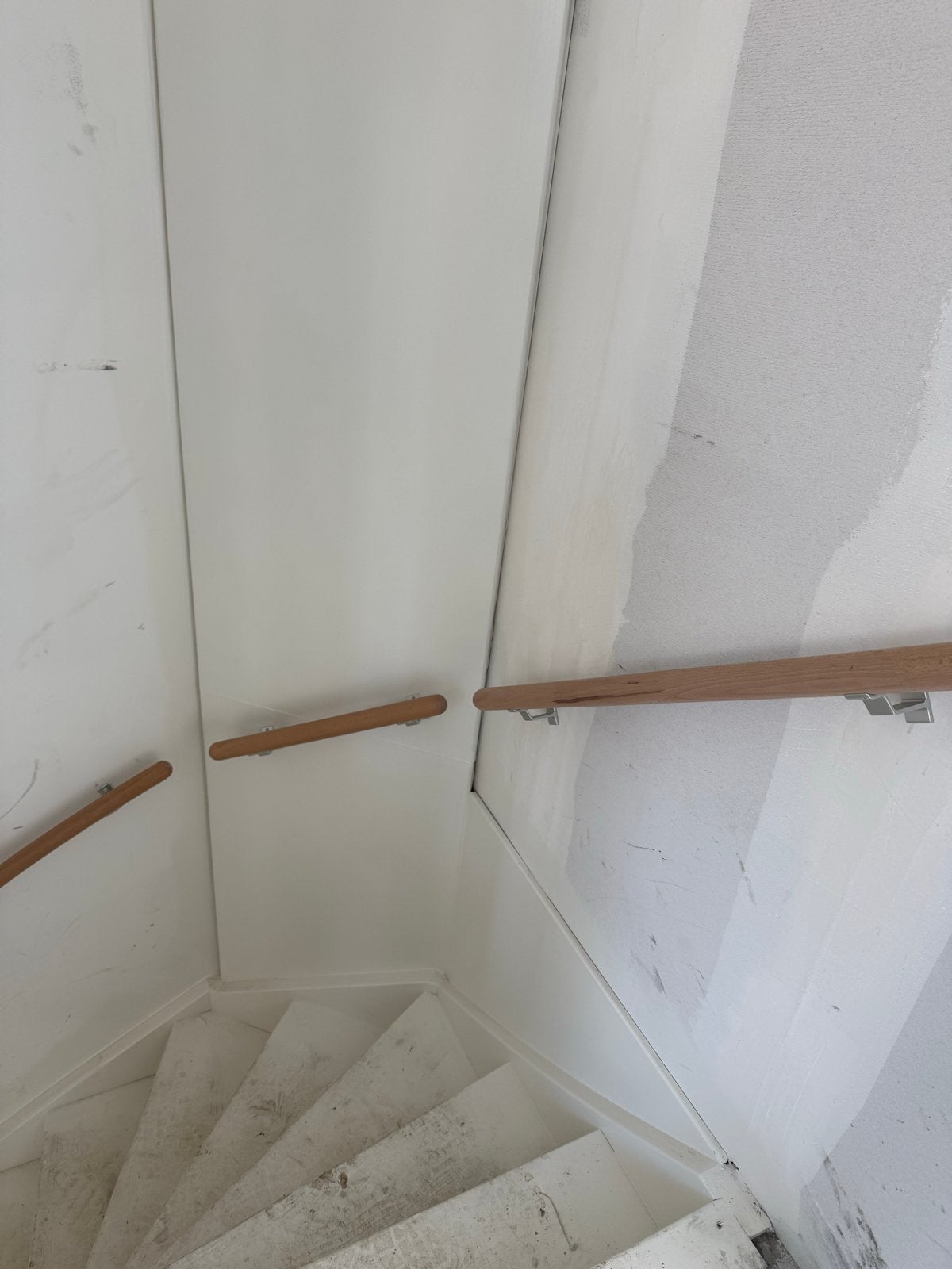 Hardhouten trapleuningen in diverse formaten, Ophalen, Nieuw, Trap, Minder dan 2 meter