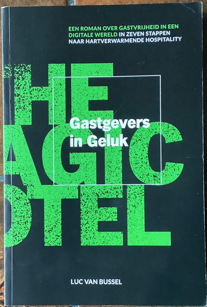 Luc van Bussel - Gastgevers in geluk, Luc van Bussel, Sociale wetenschap, Ophalen of Verzenden, Zo goed als nieuw