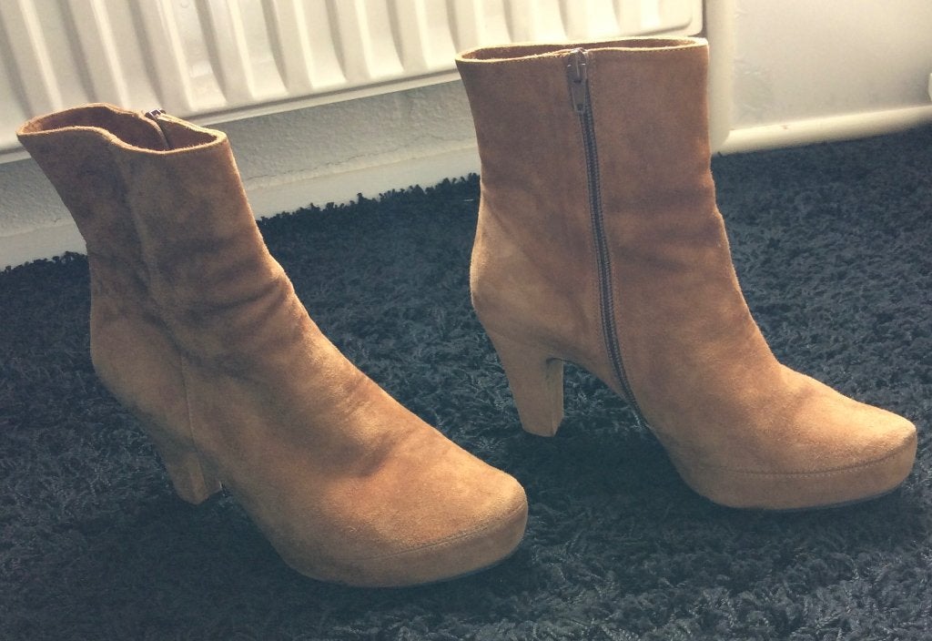 Elegante camelkleurige suède UNISA enkellaarsjes maat 39, Kleding | Dames, Schoenen, Ophalen, Bruin, Lage of Enkellaarzen, Zo goed als nieuw