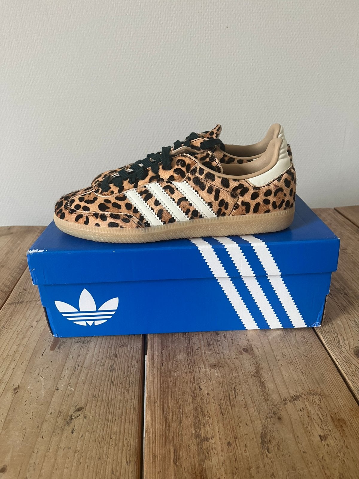 Adidas OG W Leopard print maat 40 nieuw met og doos, Zwart, Nieuw, Ophalen of Verzenden, Sneakers of Gympen