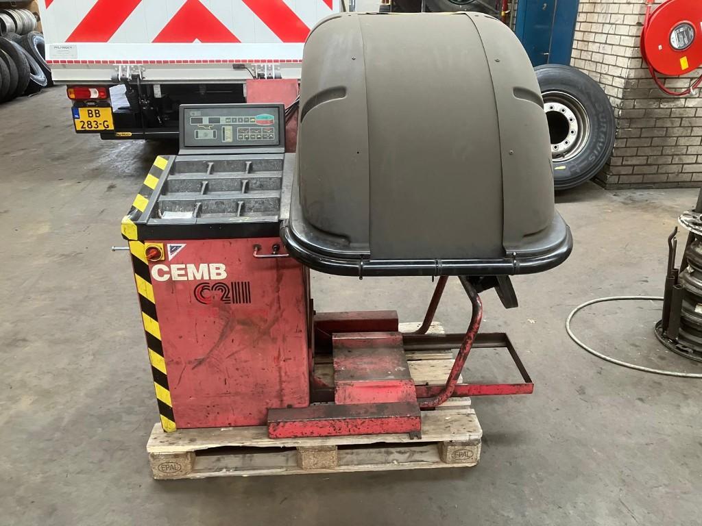 Cemb balanceermachine truckwielen, Auto diversen, Autogereedschap, Gebruikt, Ophalen