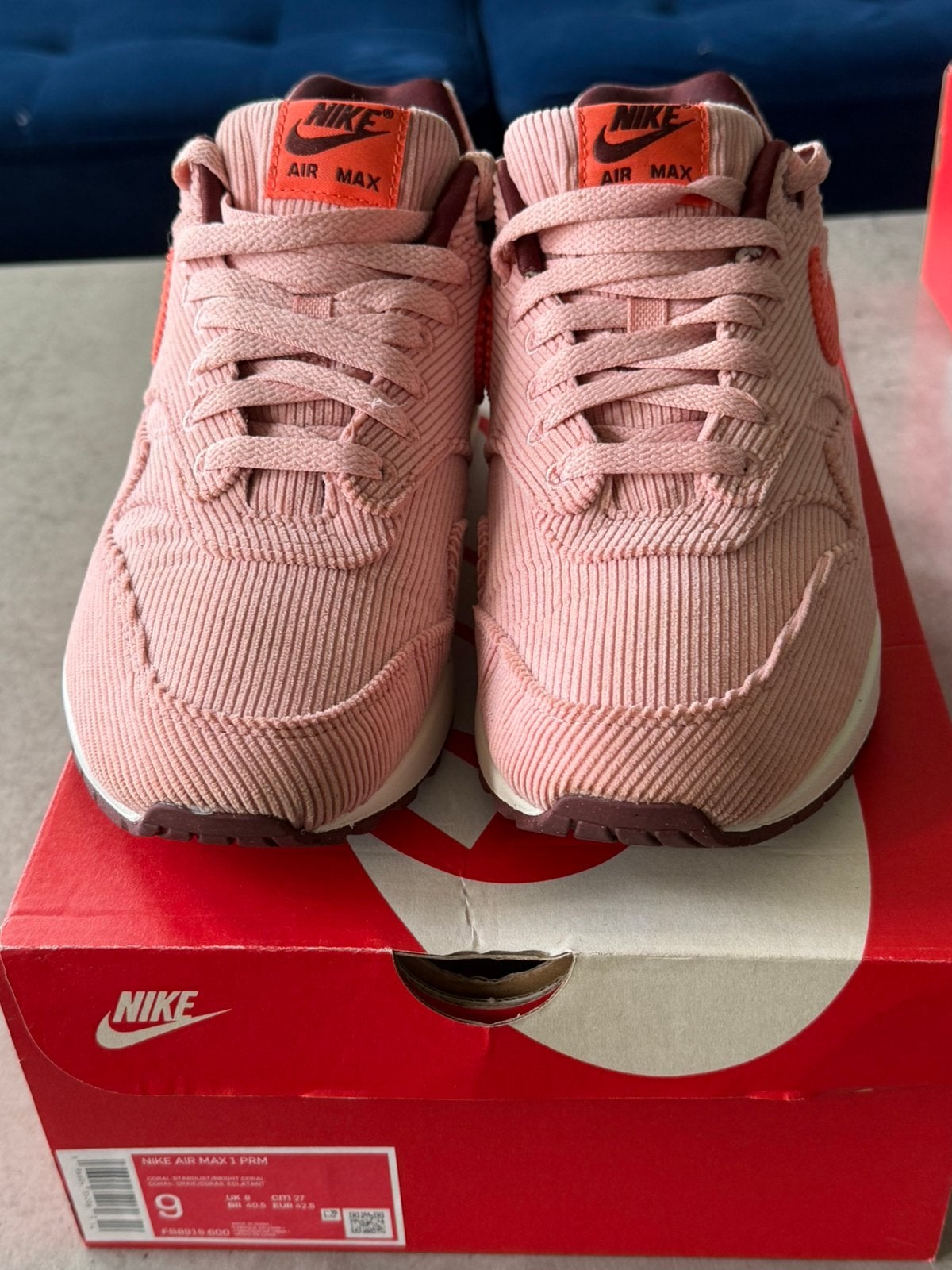 Nike Airmax 1 PRM Corduroy Coral Sardust, Ophalen of Verzenden, Zo goed als nieuw, Overige kleuren, Sneakers of Gympen