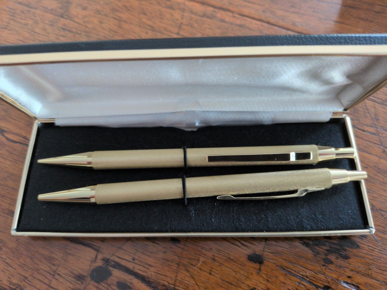 pennen set, Ophalen of Verzenden, Zo goed als nieuw