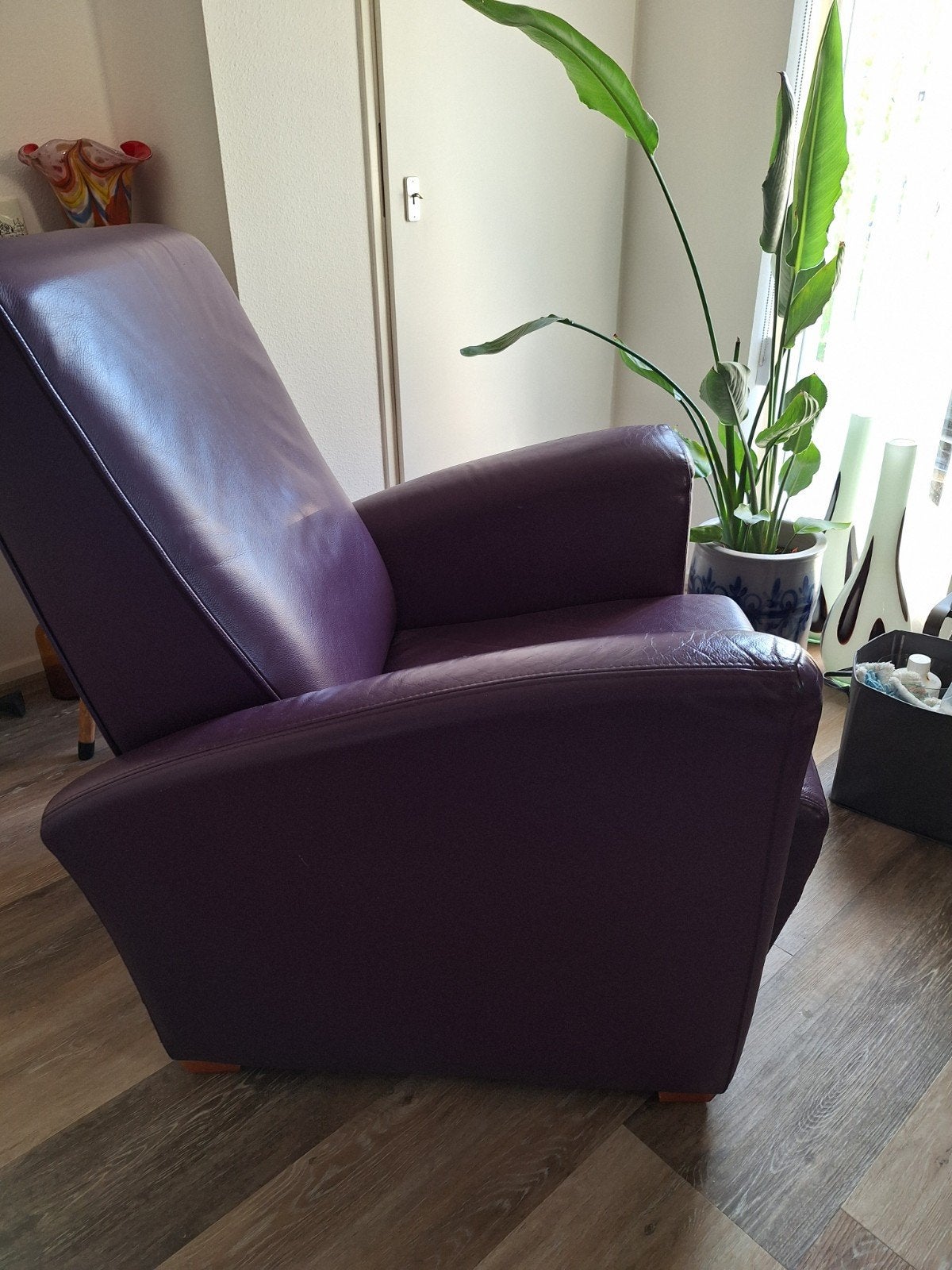 Leren design fauteuil, paars., Huis en Inrichting, Stoelen, Ophalen, Overige kleuren, Leer, Zo goed als nieuw