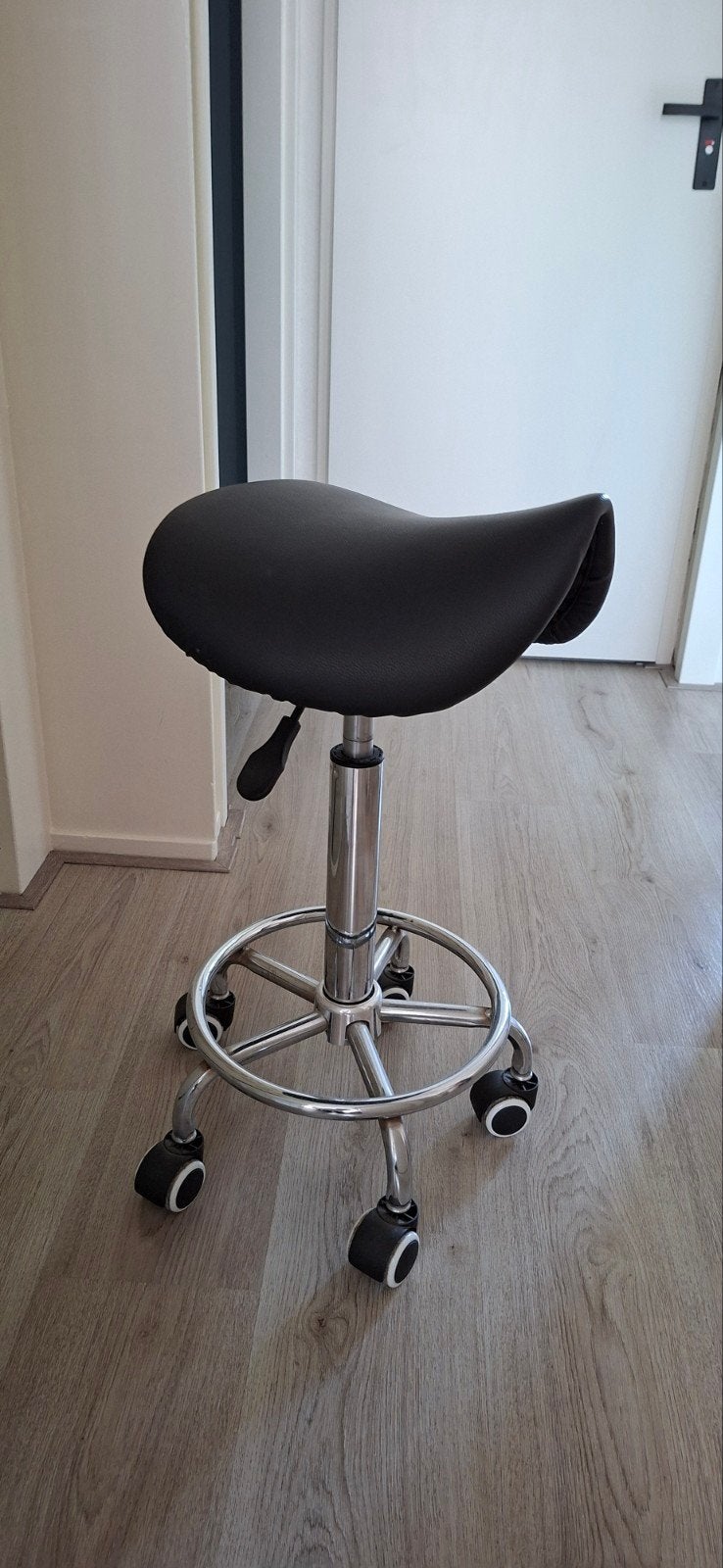 Ergonomische zadelkruk, Ophalen, Zwart, Bureaukruk