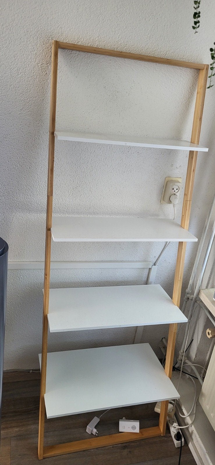 Moderne ladderrek met 4 witte planken, Ophalen, Zo goed als nieuw