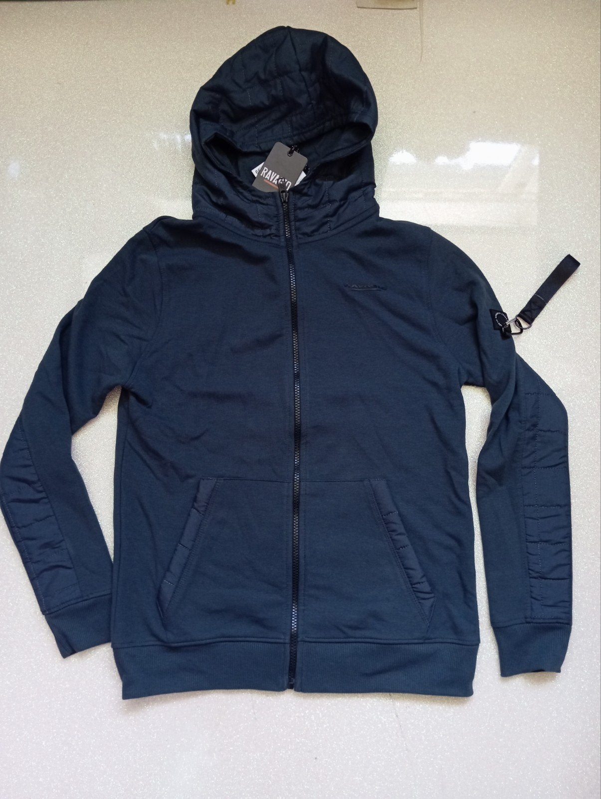 Nieuw Ravagio vest, Trui of Vest, Nieuw, Ophalen of Verzenden, Jongen