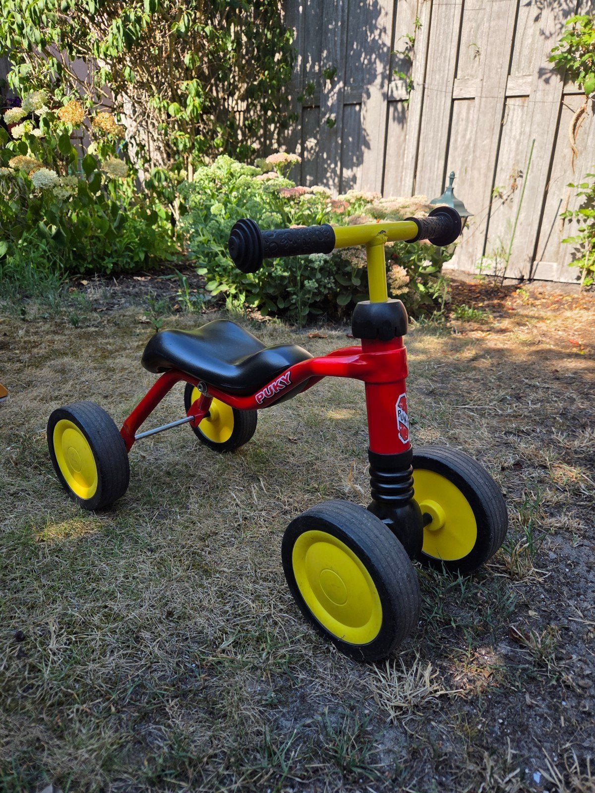 Puky loopfietsje rood/geel, Ophalen, Gebruikt, Minder dan 16 inch, Puky