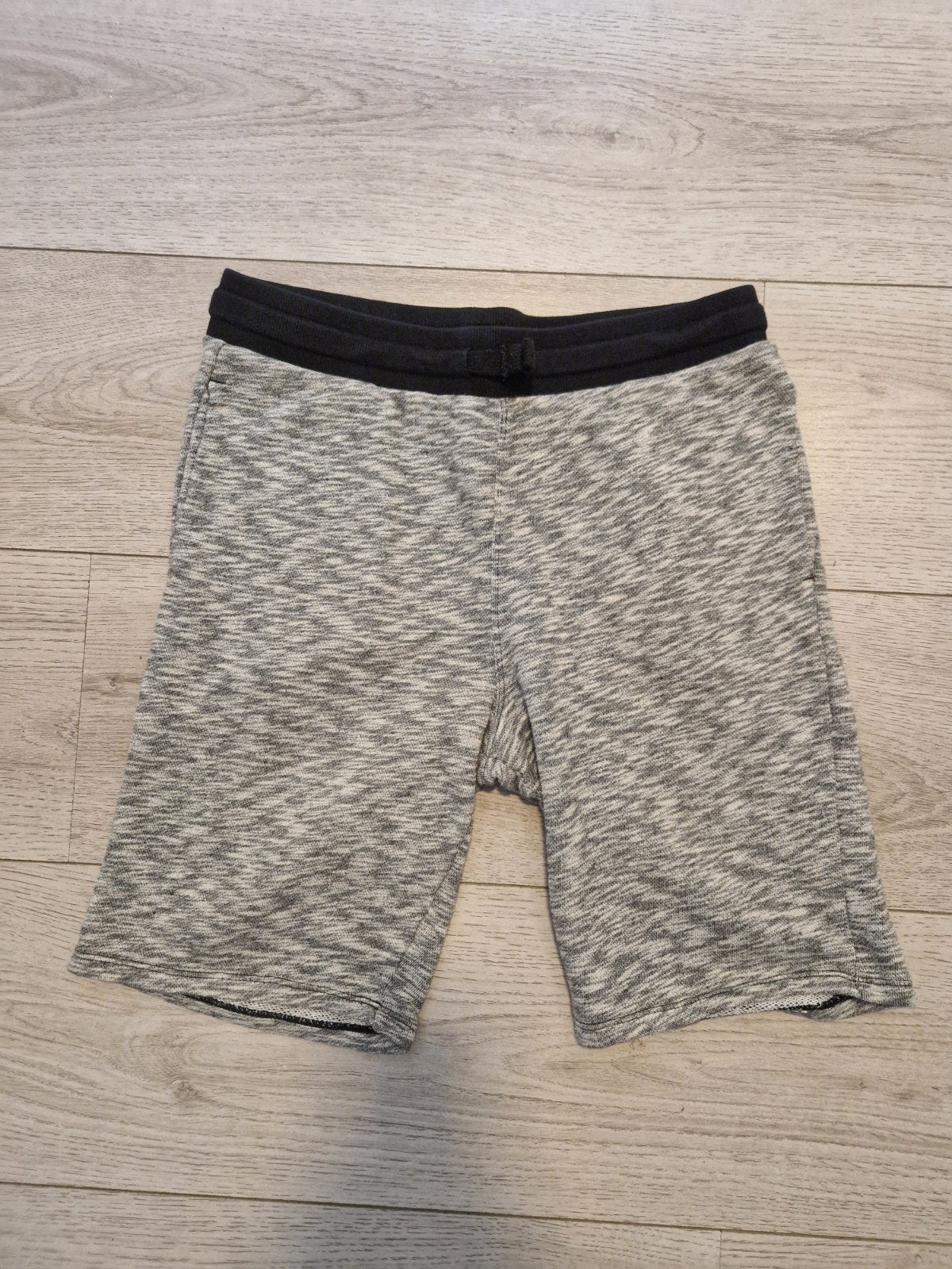 Korte broek maat 152, Kinderen en Baby's, Kinderkleding | Maat 152, Ophalen of Verzenden, Zo goed als nieuw, Jongen, Broek