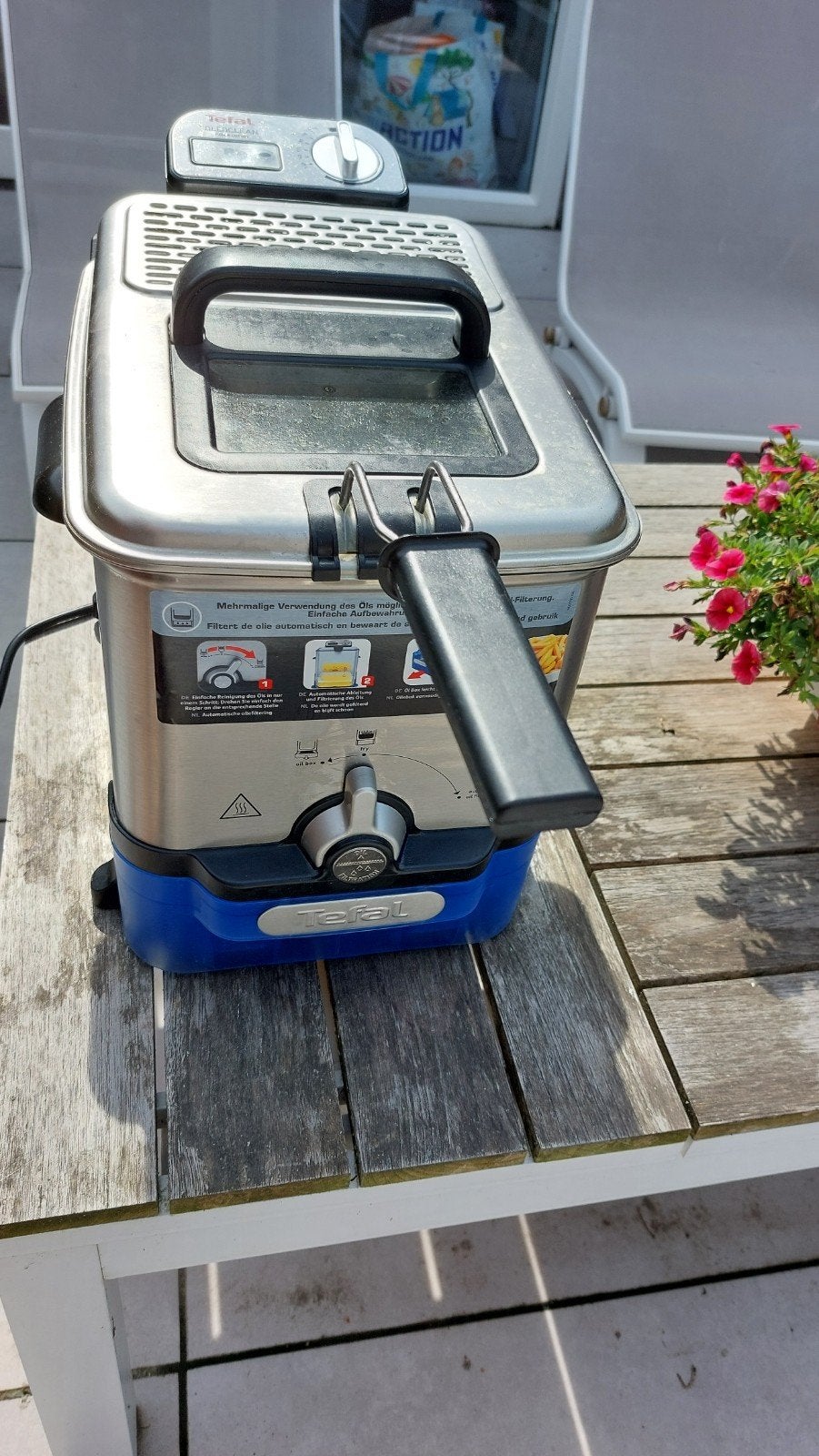 tefal friteuse, Witgoed en Apparatuur, Frituurpannen, 1 tot 2 liter, Ophalen, Zo goed als nieuw, Uitneembare binnenpan