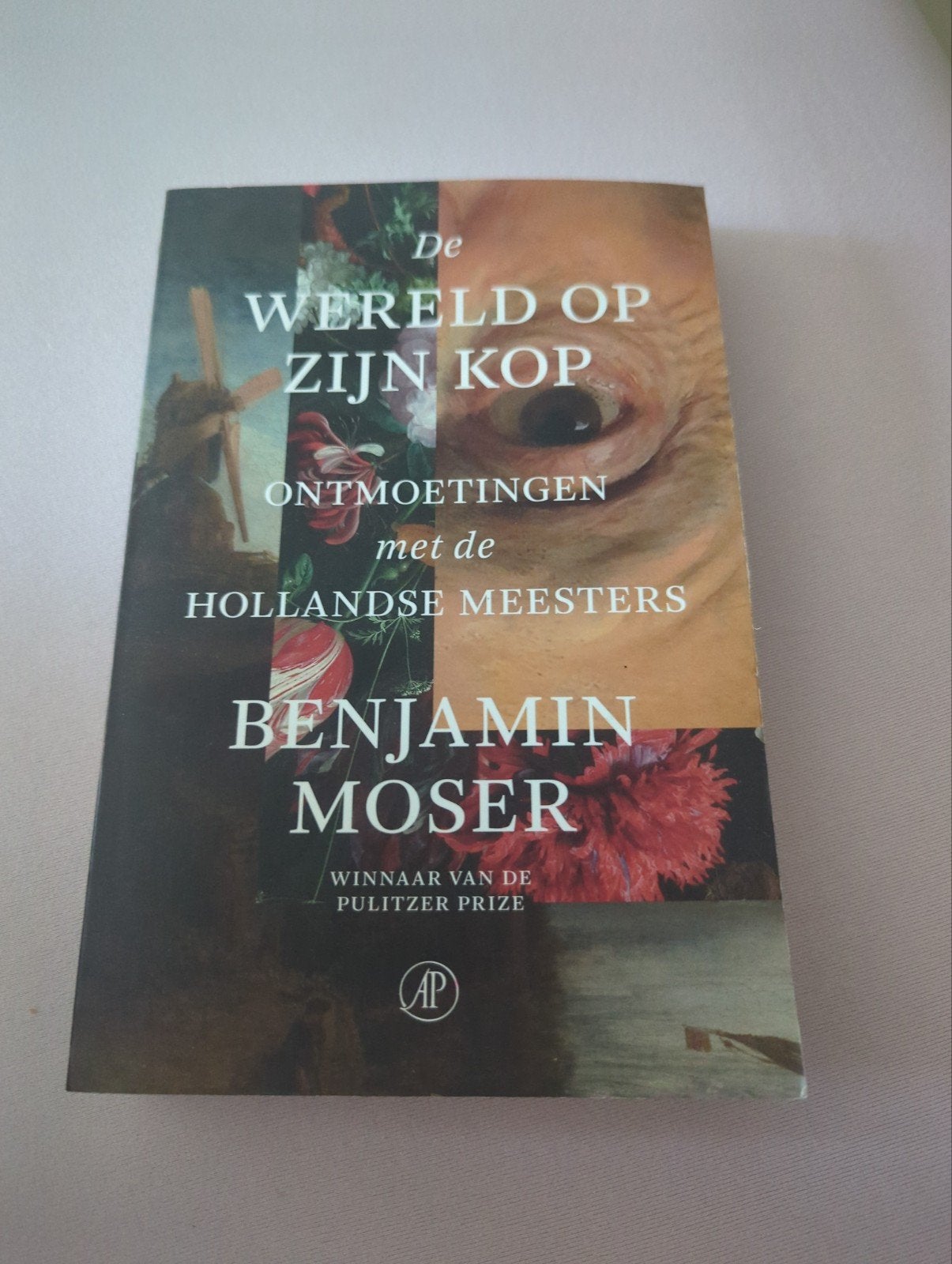 De wereld op zijn kop - Benjamin Moser, Ophalen of Verzenden, Gelezen, Fotografie algemeen, Benjamin Moser