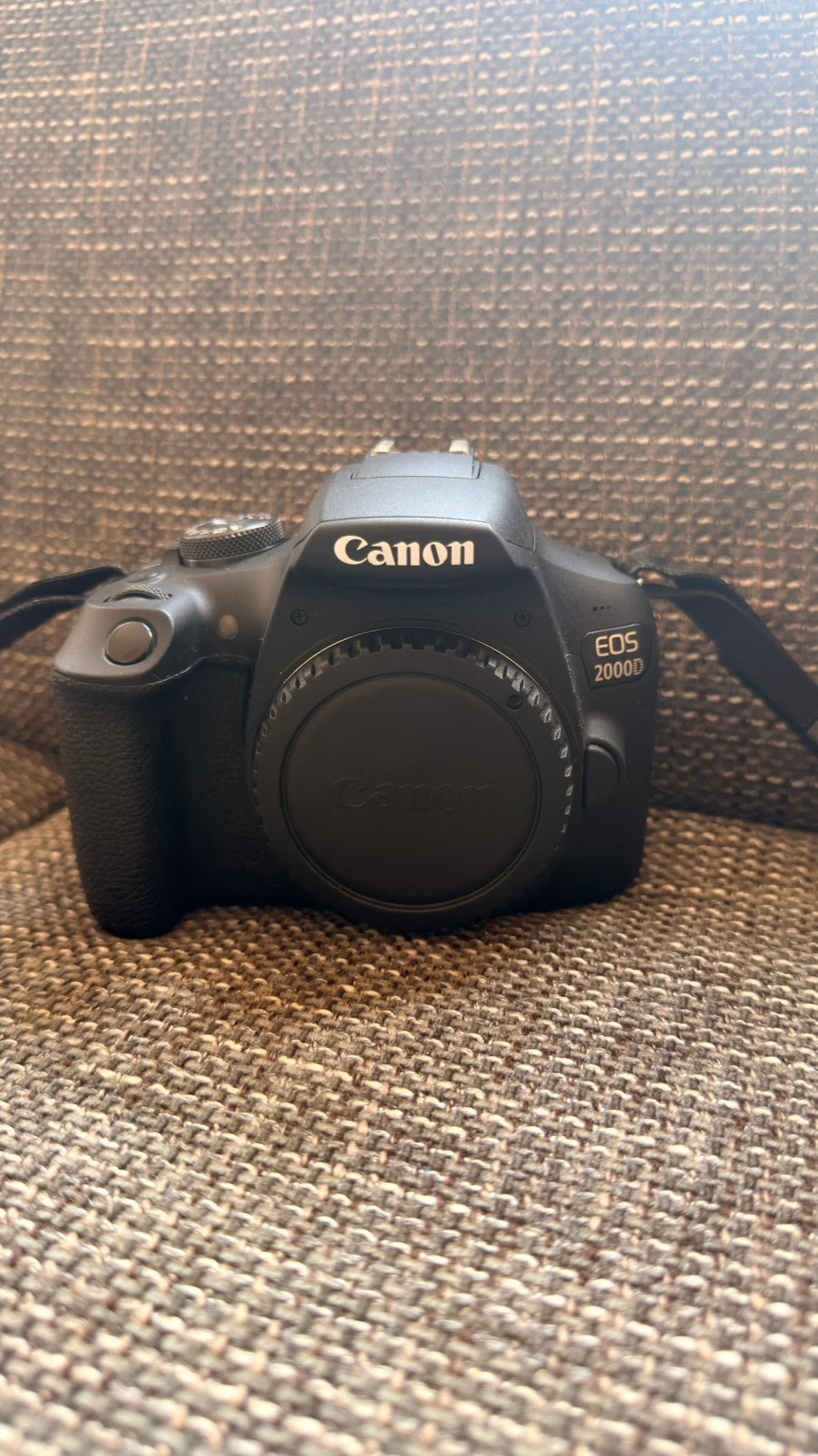 Foto 3 van Canon 2000D incl accessoires