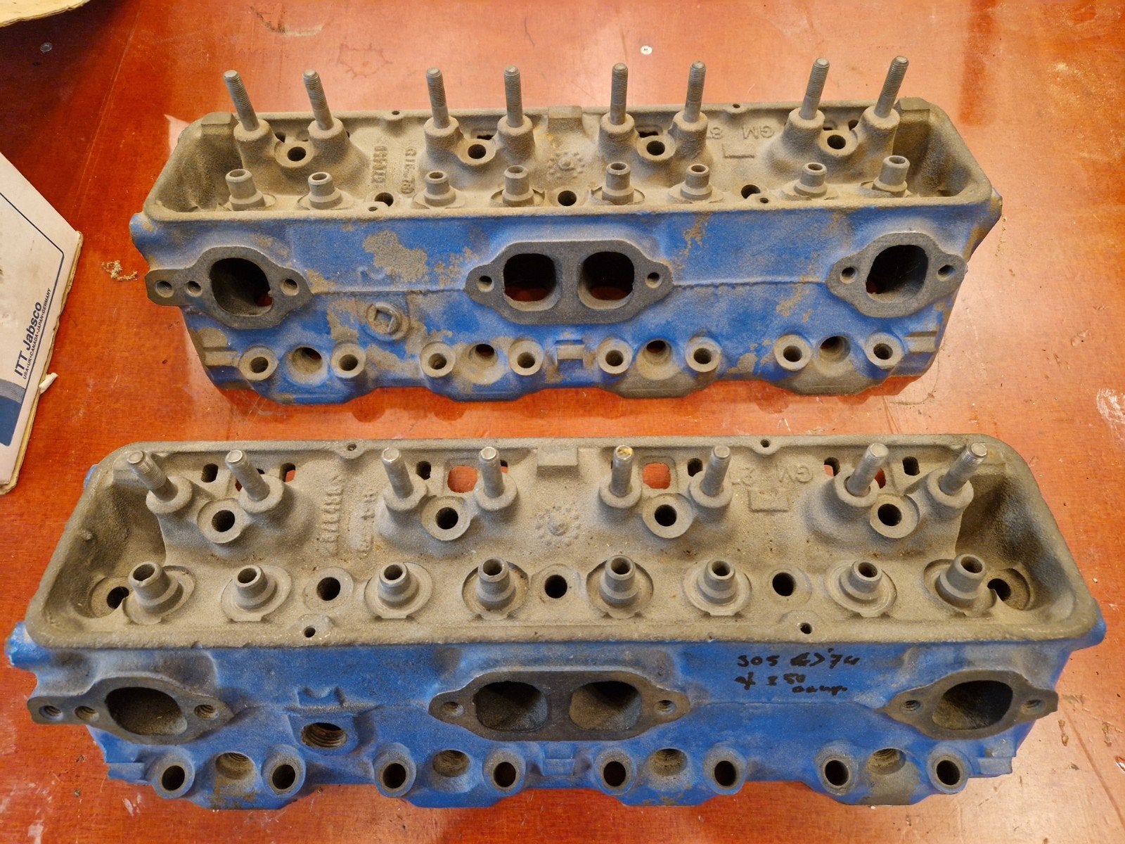 2 GM V8 cilinderkoppen, Ophalen, Gebruikt, Amerikaanse onderdelen